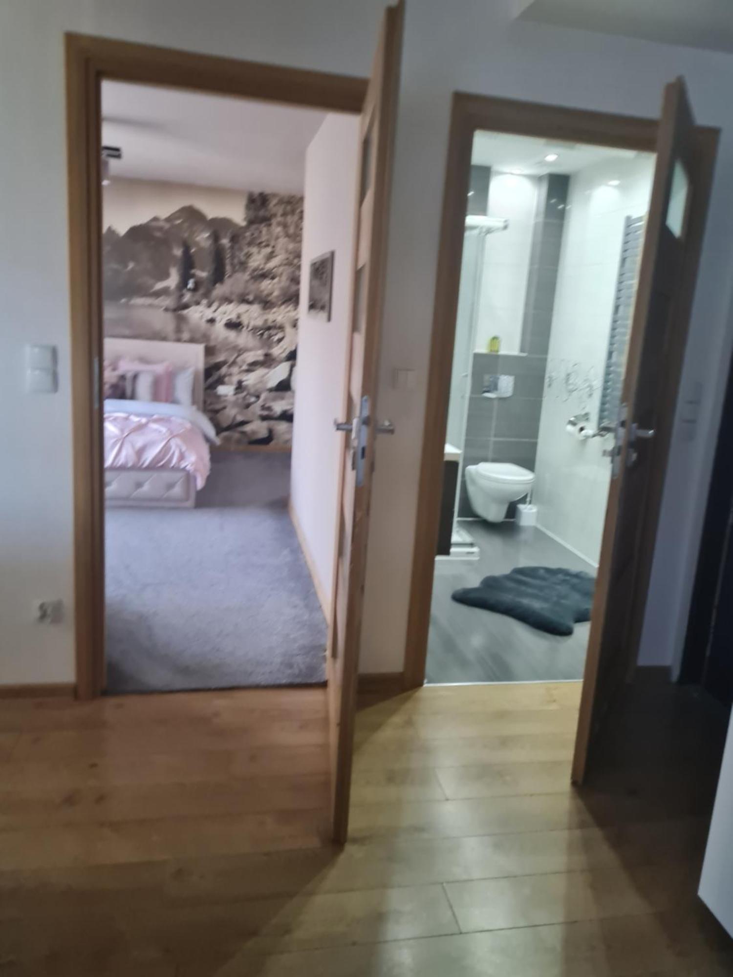 U Tatarow Daire Suche Oda fotoğraf